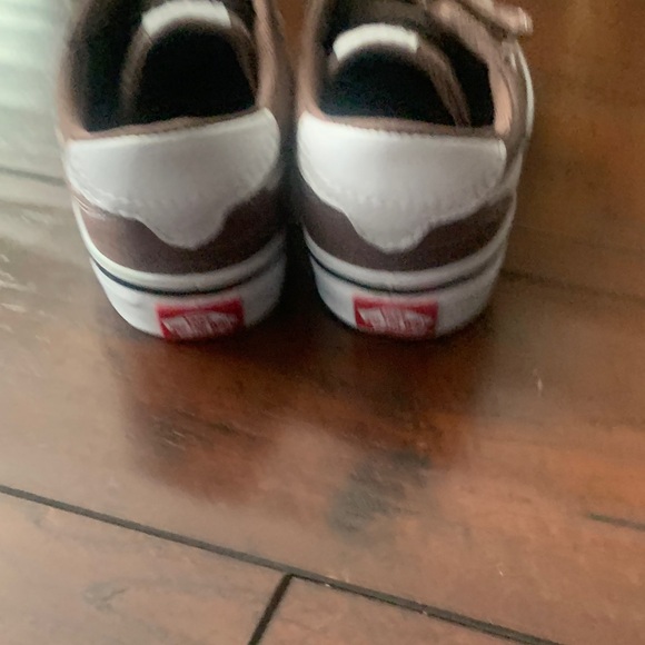 Vans Kids Sneakers in Brown and White - Picture 3 of 5